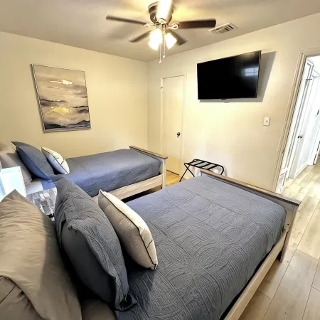 Family-Friendly Home at the Heart of DFW- close to all popular attrations! Hoteles en Euless