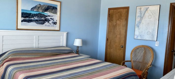 Lovely Oceanfront Condo w/ Vast Top Floor Views; Pool; WiFi/Cable; Quiet; 2 Max Hotels in Federal Point
