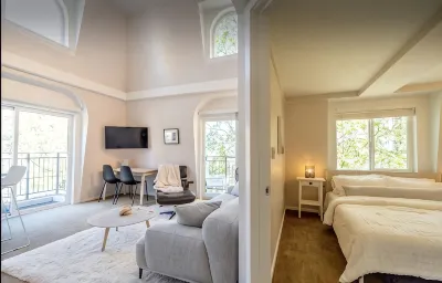 Lovely 2 Bed/Bath Penthouse w/ Space Needle View Hôtels à : Belltown