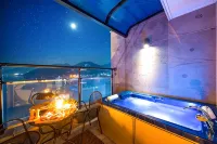 Tongyeong by the Sea Spa Pension - ที่มีสปา