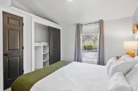 伍德斯托克魅力度假屋-距伍德斯托克市中心2分鐘 & 寵物友好! - 精品
