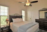 Luxury Living in a Country Setting and Minutes to Lubbock! - 4-Star