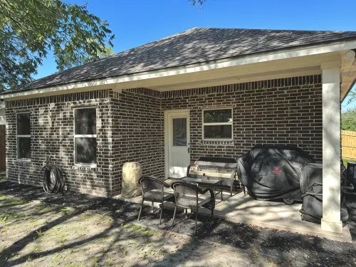 Waco's Brick Beauty! 0.7 miles to Magnolia Market, 1.1 miles to Baylor! - 4-Star