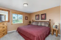 Lake View, AC, EV 240V Charger, Yard, Ideal Beach Pass - Chalets