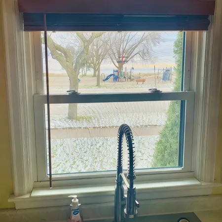 New King Park Beach Lookout Deluxe! 3BR Right at Lake!