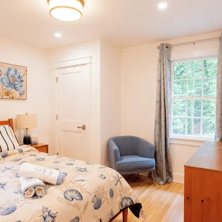 Luxury house 3 mins from UVA - Close to JPJ Arena