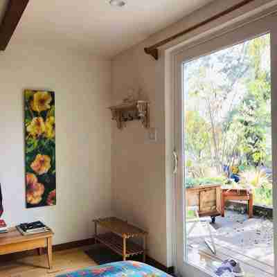 Sunnybrae Garden Studio Rooms