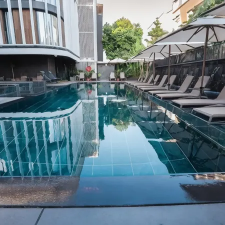 Four Hills Hotel