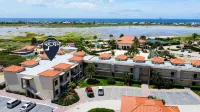 Bocobay Gold Coast Resort - Airport Shuttle