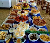 Ocean View Hotel - breakfast
