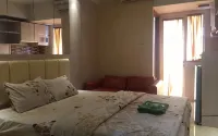Lina Room at Apartemen Green Lake View - 2-Star