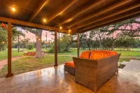 Modern Farmhouse - Hill Country Getaway - Texas Wine Country - 3 étoiles