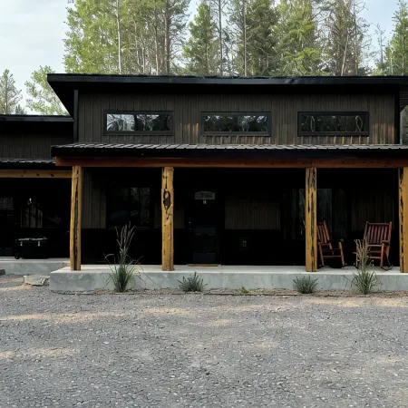 Brand new cabin in the woods!