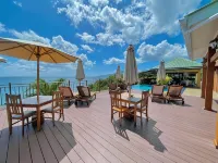 Treasure Cove Hotel & Restaurant - parcheggio