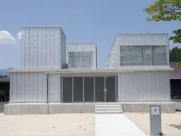 Arita Huis - parking