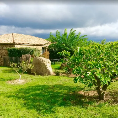 Rosumarinu Apartment Hotels in Figari