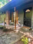 Private Mountain Haven: Hot Tub, Hiking & Activities Nearby - Homestays