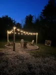 Modern Country Farmhouse, Walking Distance to Lake - Homestays