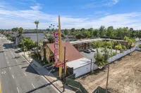 Sky Palm Motel - Orange - 2-Sterne