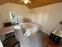 Two Medicine Inn and Resort - 3-Star
