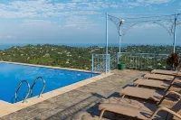 Roots Resort - 2-Star