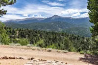 Breathtaking View of Pikes Peak! - de charme