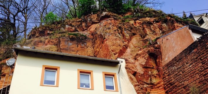 FELSENHAUS with view over Trier - living in the rock Hotels in Trier