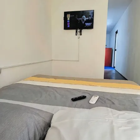 HOTEL IGUANA INN