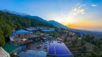 Radisson Blu Resort Dharamshala - Pools