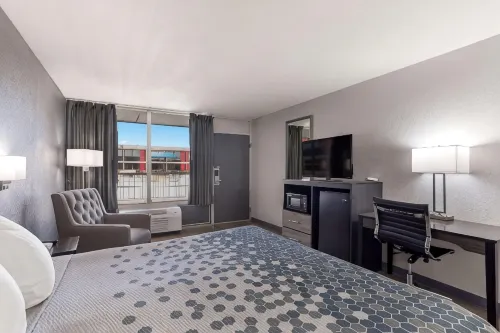 Econo Lodge - 2-Star