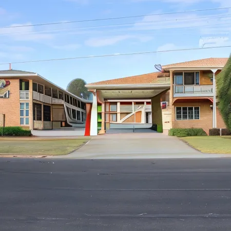Grand Manor Motor Inn