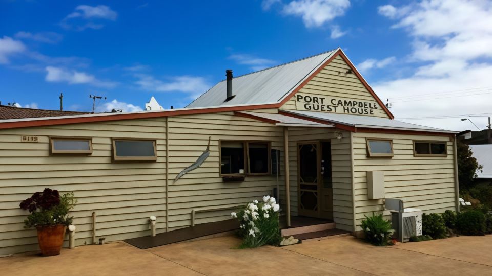 Port Campbell Guesthouse & Flash Packers
