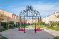 Les Demeures Torrellanes - Vacancéole Hôtels à : Elne