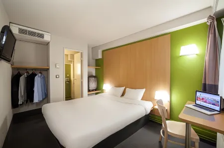 B&B Hôtel Dieppe Отели в г. Сент-Обен-Сюр-Си