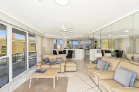 19th Avenue on the Beach Hotels in Palm Beach
