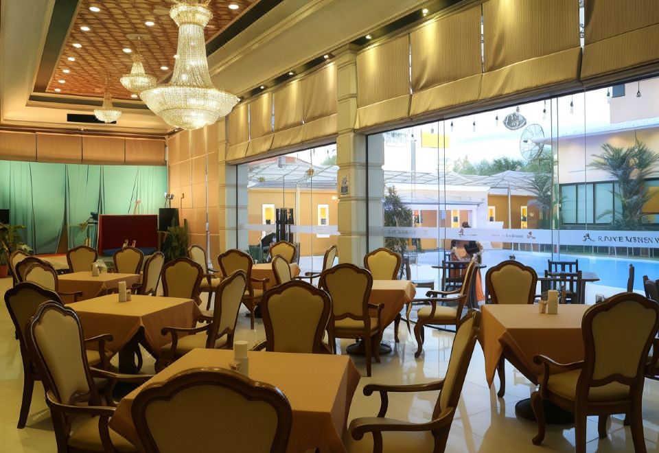 Ruean Phae Royal Park Phitsanulok Over view