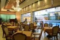 Ruean Phae Royal Park Hotel - breakfast