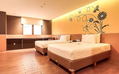 Yellow Bee Hotel - Tangerang banten Hotel dekat Gedung Transmart