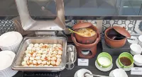 MaxOneHotels at Dharmahusada Surabaya - Bữa sáng