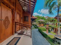 Dem Ayem Heritage Guest House Hoteles en Jetis