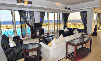 Carlton Luxury Villa