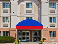 Sonesta Simply Suites Wichita Airport