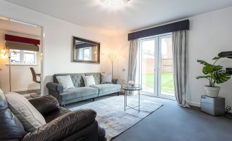 Beautifully Designed 3 Bed House - in Manchester