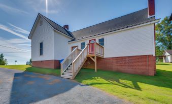 Albemarle Home Rental Near Shopping and Dining!