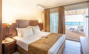 Paralia Beach Boutique Hotel