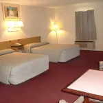 Welborn Motel - Hamptonville فنادق في Elkin