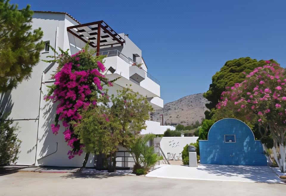 hotel overview picture