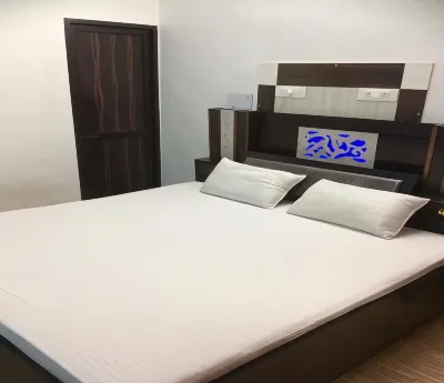 Hotel Comfy Stay, Sangrur Hotels near Gurdwara Akoi Sahib