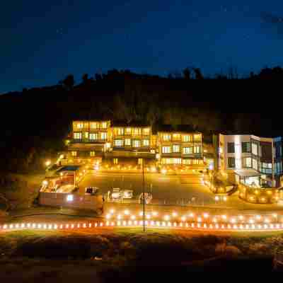 Carrot Ryokan Poolvilla Hotel Exterior