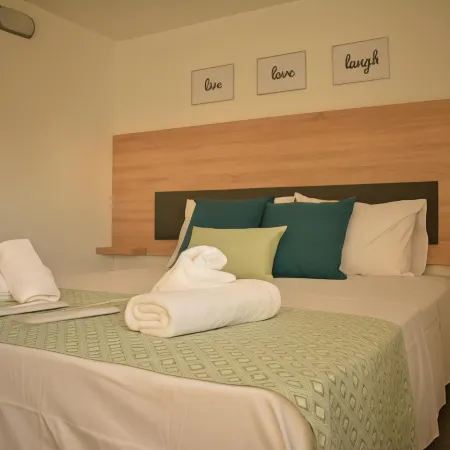 Green Bay Suites